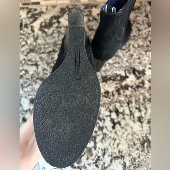 Tommy Hilfiger Sirina Black Platform Wedge Ankle Booties size 9.5 - Picture 6 of 6